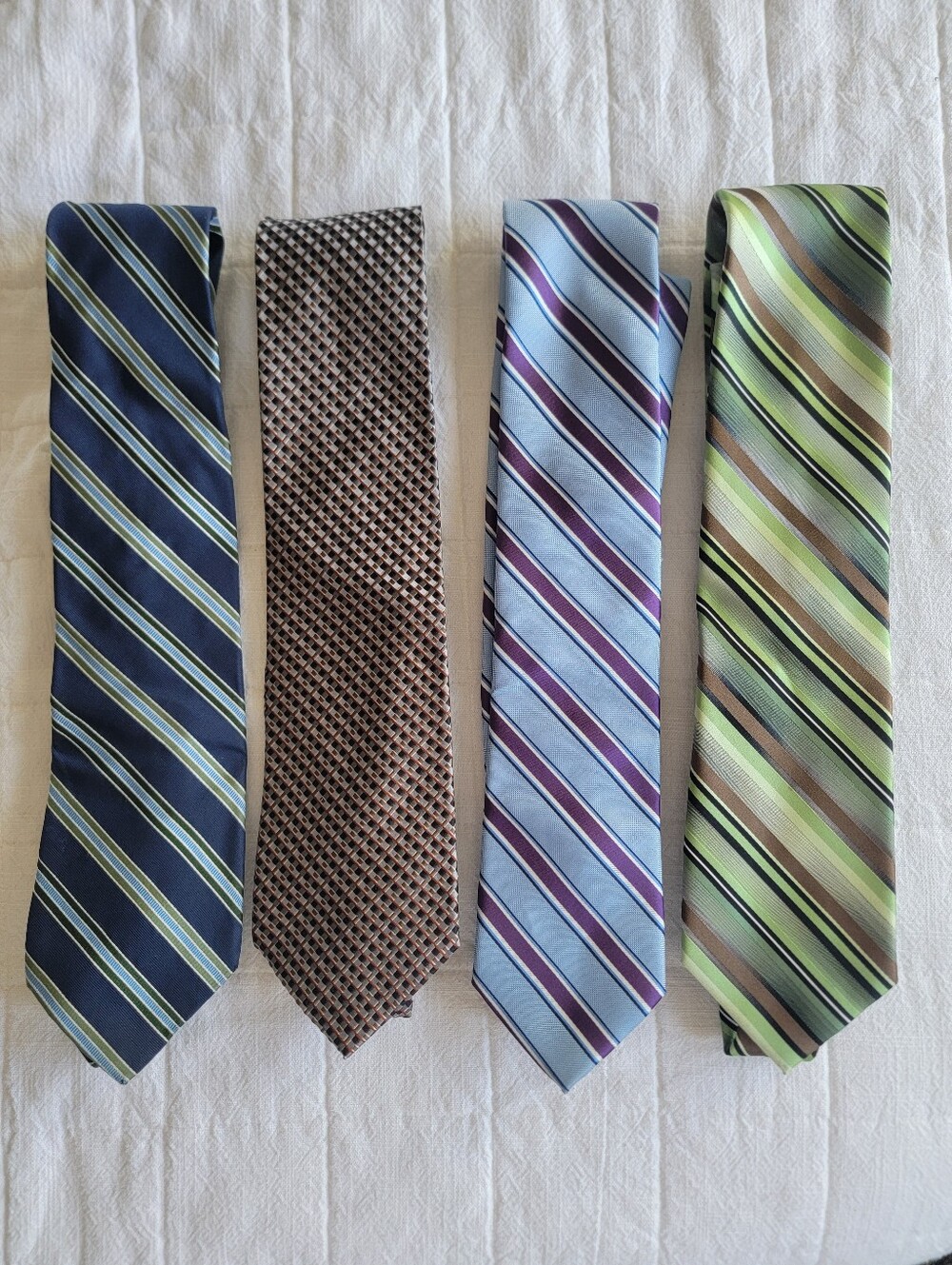 Bundle of 4 Patterned Ties Croft & Barrow, Van Husen, Nautica, Jones New York